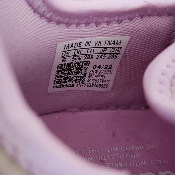 Adidas Originals NMD_R1 Girls' Grade School - Picture 14 of 16